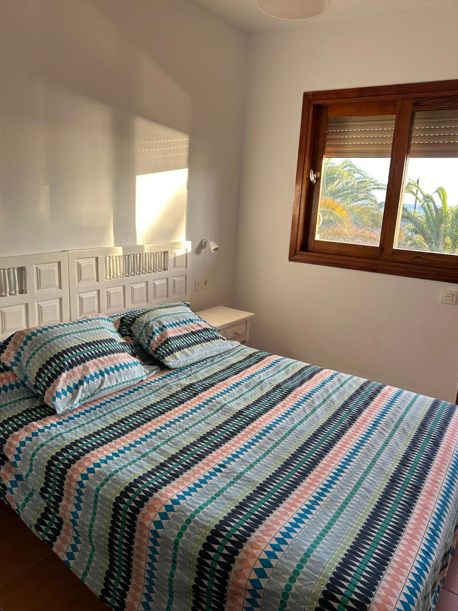 Prime Beachfront Location, Free Parking, Steps To The Sand Los Cristianos  Exterior photo